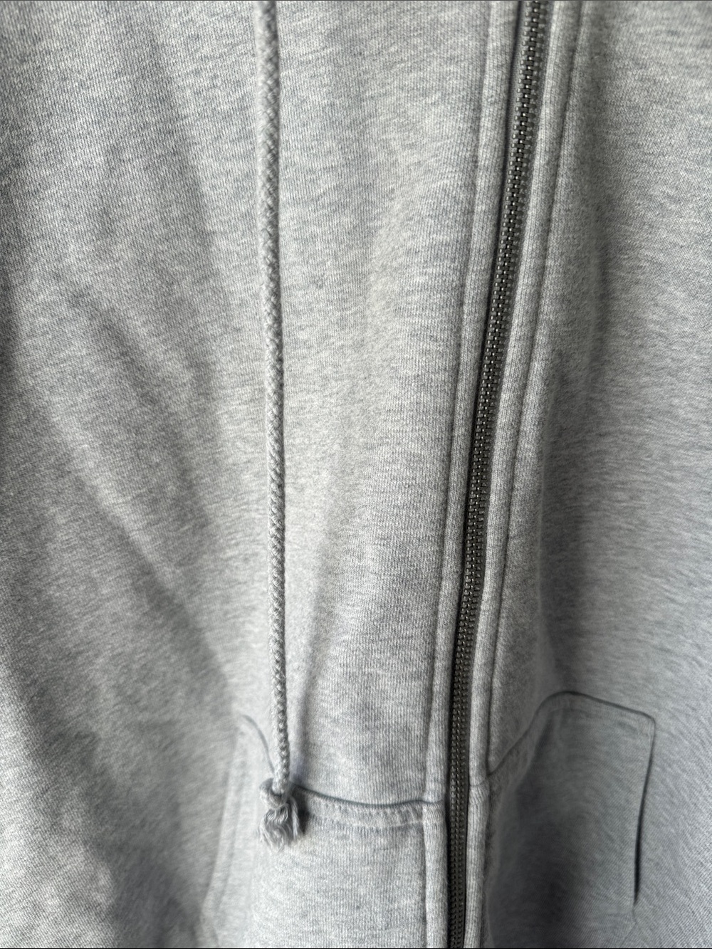 Brandy Melville Gray Full-Zip Hoodie Sweatshirt - Picture 4 of 5